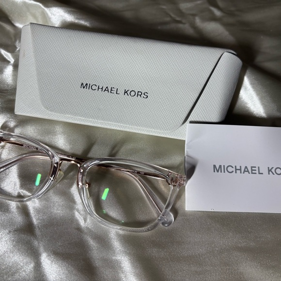 Michael Kors Transparent Eyeglasses with White Case - Picture 1 of 1